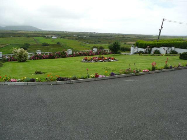 The Three Arches Acomodação com café da manhã Louisburgh Exterior foto