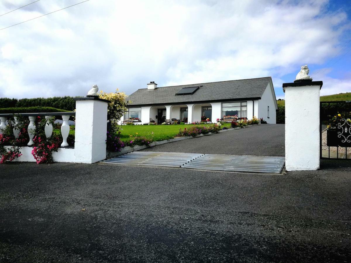 The Three Arches Acomodação com café da manhã Louisburgh Exterior foto